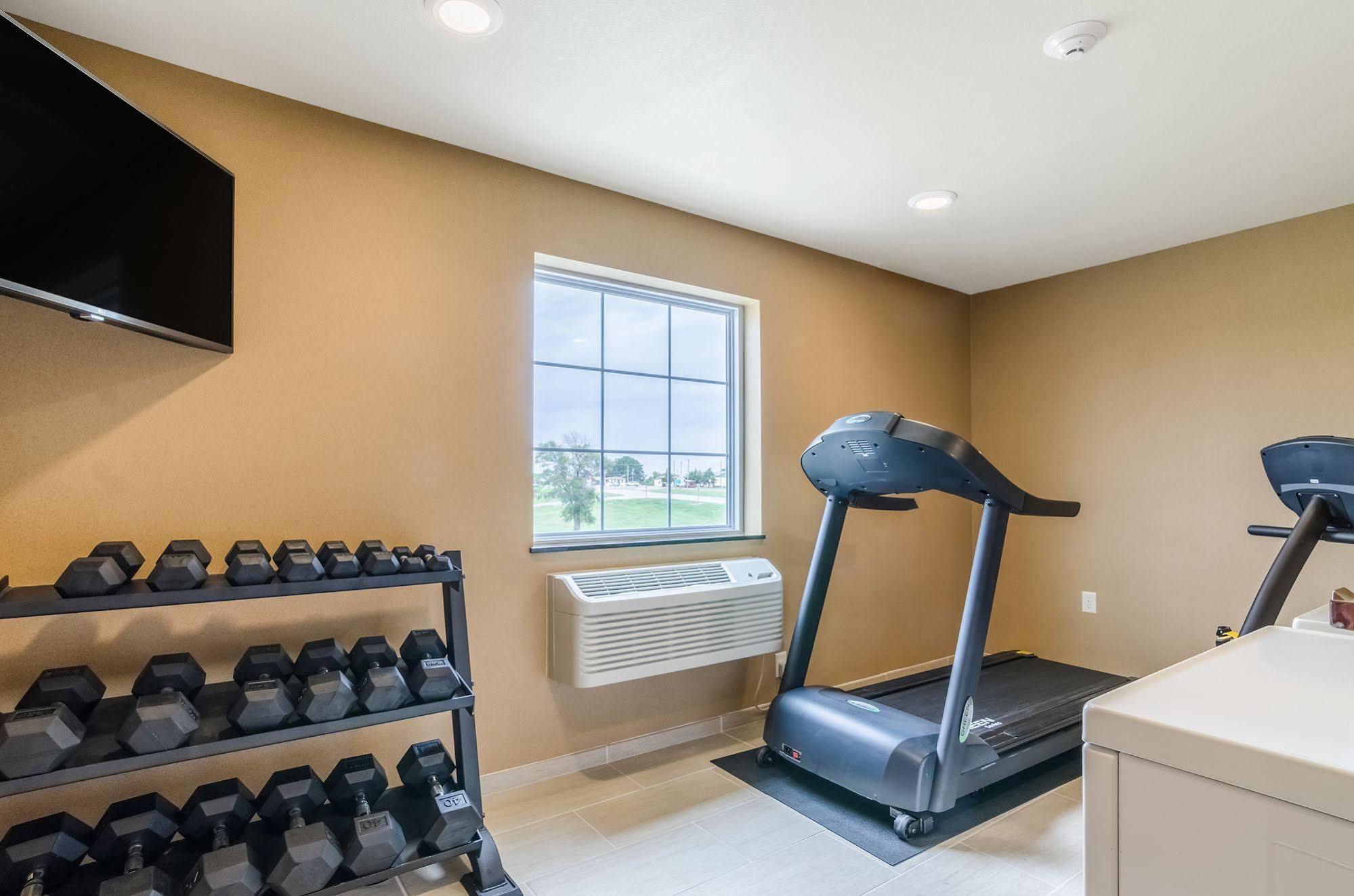 Cobblestone Inn & Suites - Oberlin Bagian luar foto